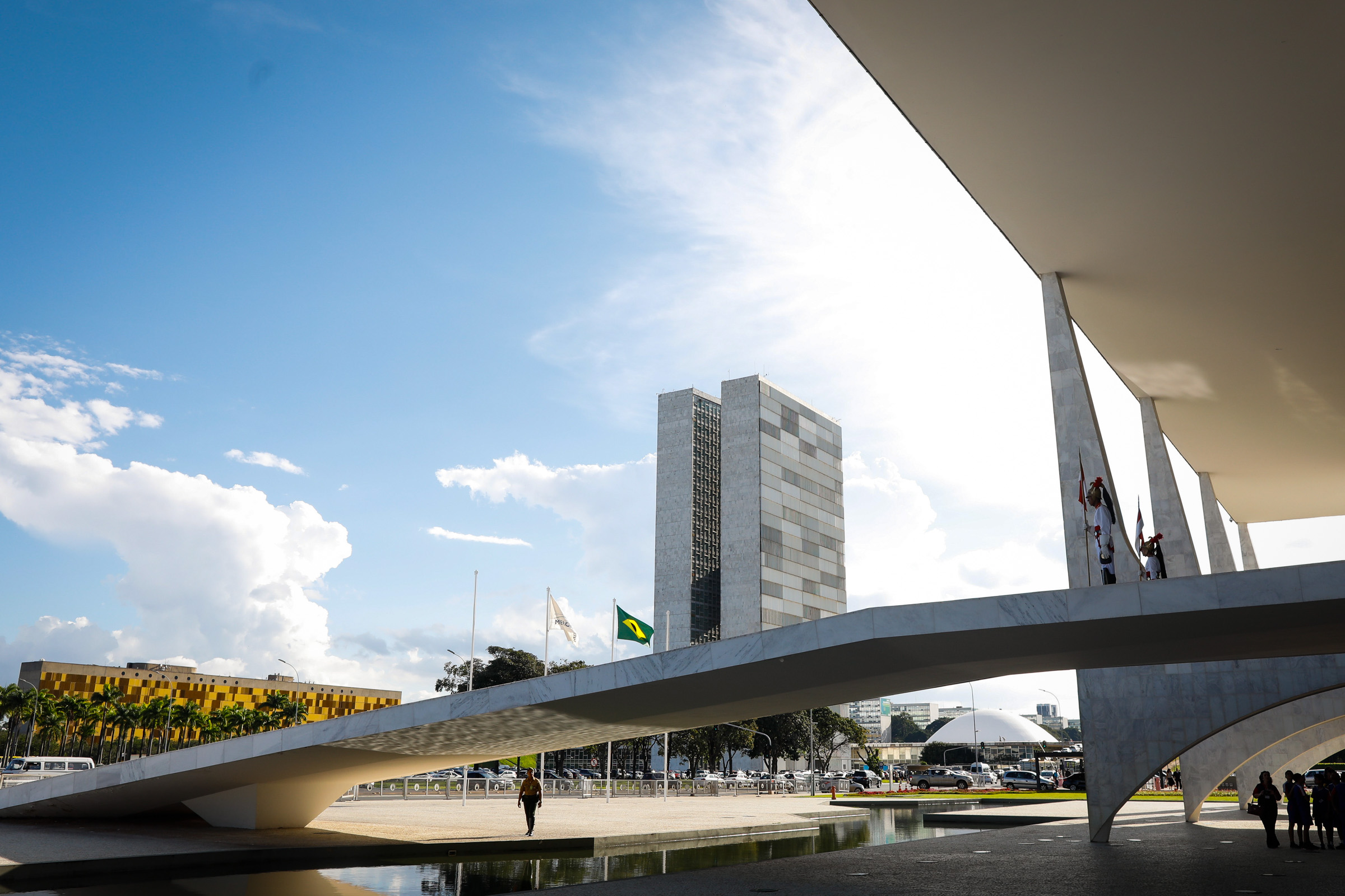 de-dosimetria-a-licenciamento:-congresso-teve-ano-repleto-de-polemicas