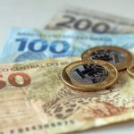 comeca-a-valer-o-salario-minimo-de-r$-1621.-entenda-o-que-muda