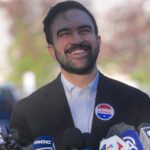 opositor-de-trump-e-socialista,-zohran-mamdani-toma-posse-em-nova-york