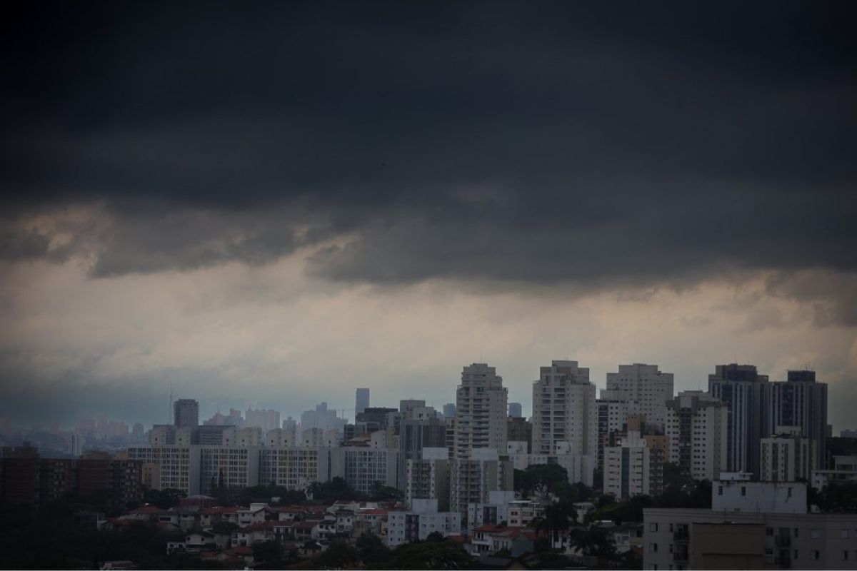sp-tem-alerta-de-perigo-para-tempestade-com-ventos-de-ate-100-km/h