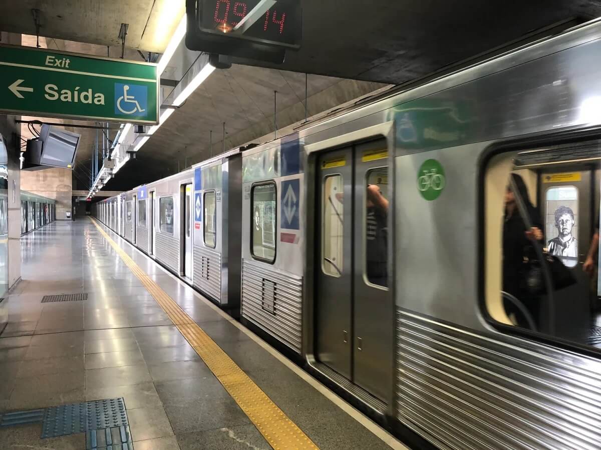 no-1o-dia-util-do-ano,-falha-causa-lentidao-na-linha-2-verde-do-metro