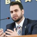 pf-prende-filipe-martins,-ex-assessor-de-bolsonaro,-a-pedido-de-moraes