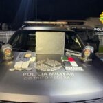 homem-e-preso-com-iphones-dentro-de-panela-envoltos-em-papel-aluminio