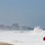 rio-tem-novo-alerta-de-ressaca-neste-fim-de-semana