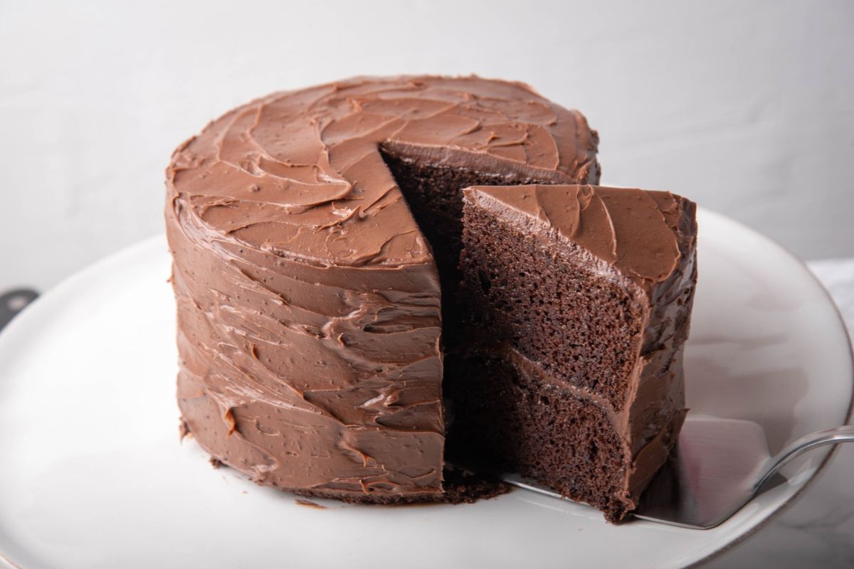 bolo-de-iogurte-com-avela-fofinho-e-facil-de-fazer.-veja-a-receita