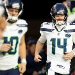 nfl:-darnold-entra-para-historia-e-iguala-tom-brady-no-seahawks