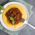 polenta-na-panela-de-pressao-fica-cremosa-e-desmancha-na-boca