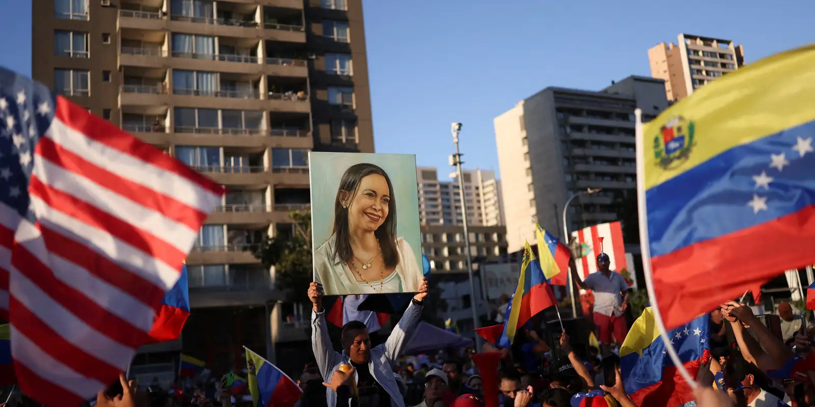 descartada-por-trump,-corina-ataca-delcy-e-promete-voltar-a-venezuela