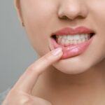 melatonina-alem-do-sono:-dentista-explica-como-o-hormonio-protege-o-sorriso
