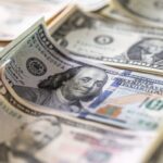 dolar-e-bolsa-ficam-estaveis-com-industria-no-brasil-e-emprego-nos-eua