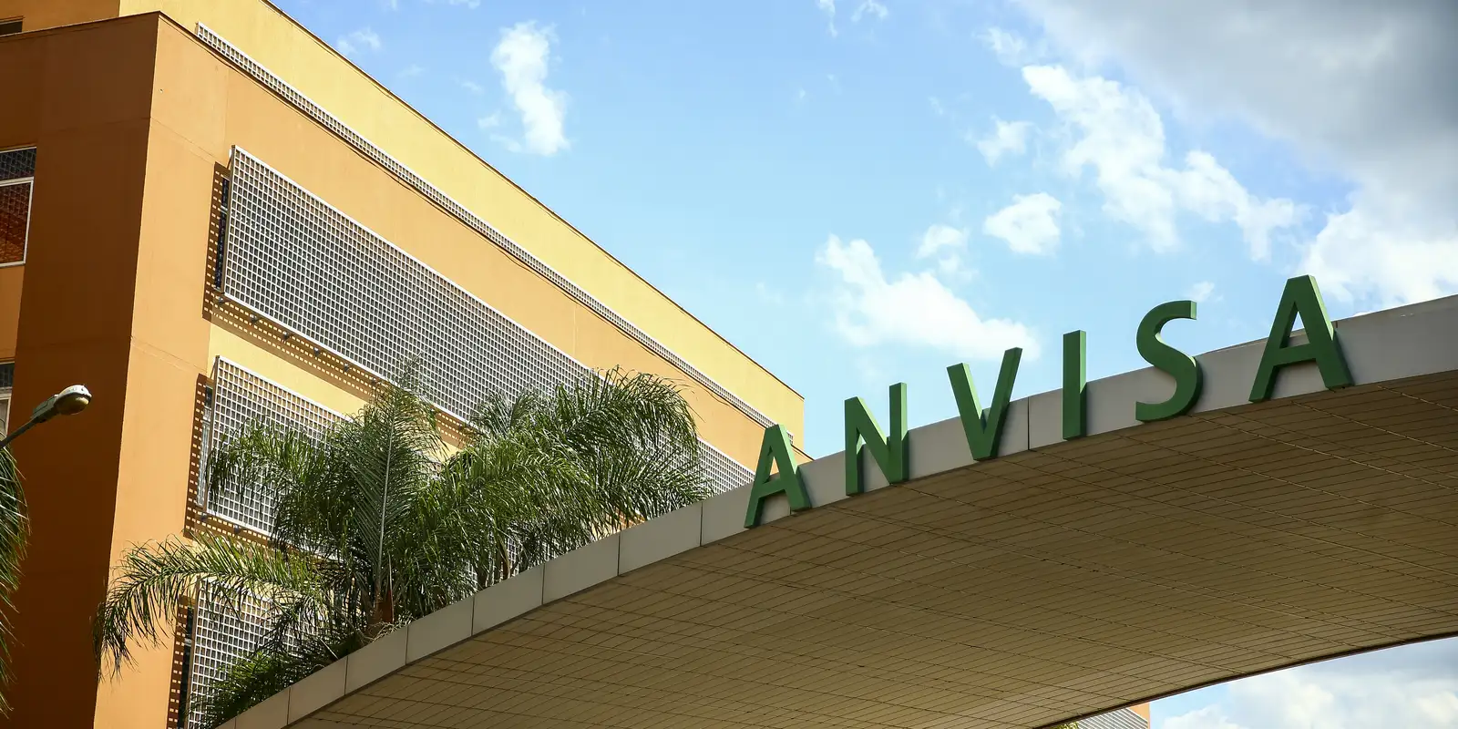 anvisa-recolhe-molho-de-tomate-suspeito-de-conter-pedacos-de-vidro