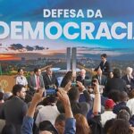 lula-participa-de-ato-sobre-o-8/1-sem-cupula-do-congresso-e-stf.-siga-no-youtube