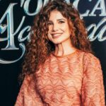 paula-fernandes-esbanja-simpatia-em-festa-de-nova-novela-da-globo.-veja-video