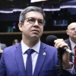 lider-de-lula-faz-alerta-sobre-as-eleicoes-de-2026