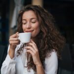 cha-ou-cafe:-descubra-qual-e-a-melhor-opcao-para-beber-pela-manha
