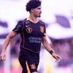 corinthians-vence-a-ponte-preta-e-larga-bem-no-campeonato-paulista