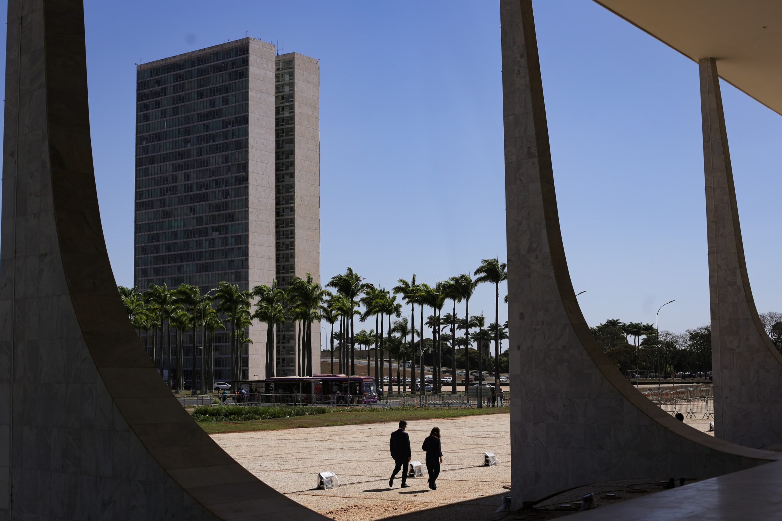 camara-tem-fila-de-mps-para-enfrentar-na-volta-do-recesso