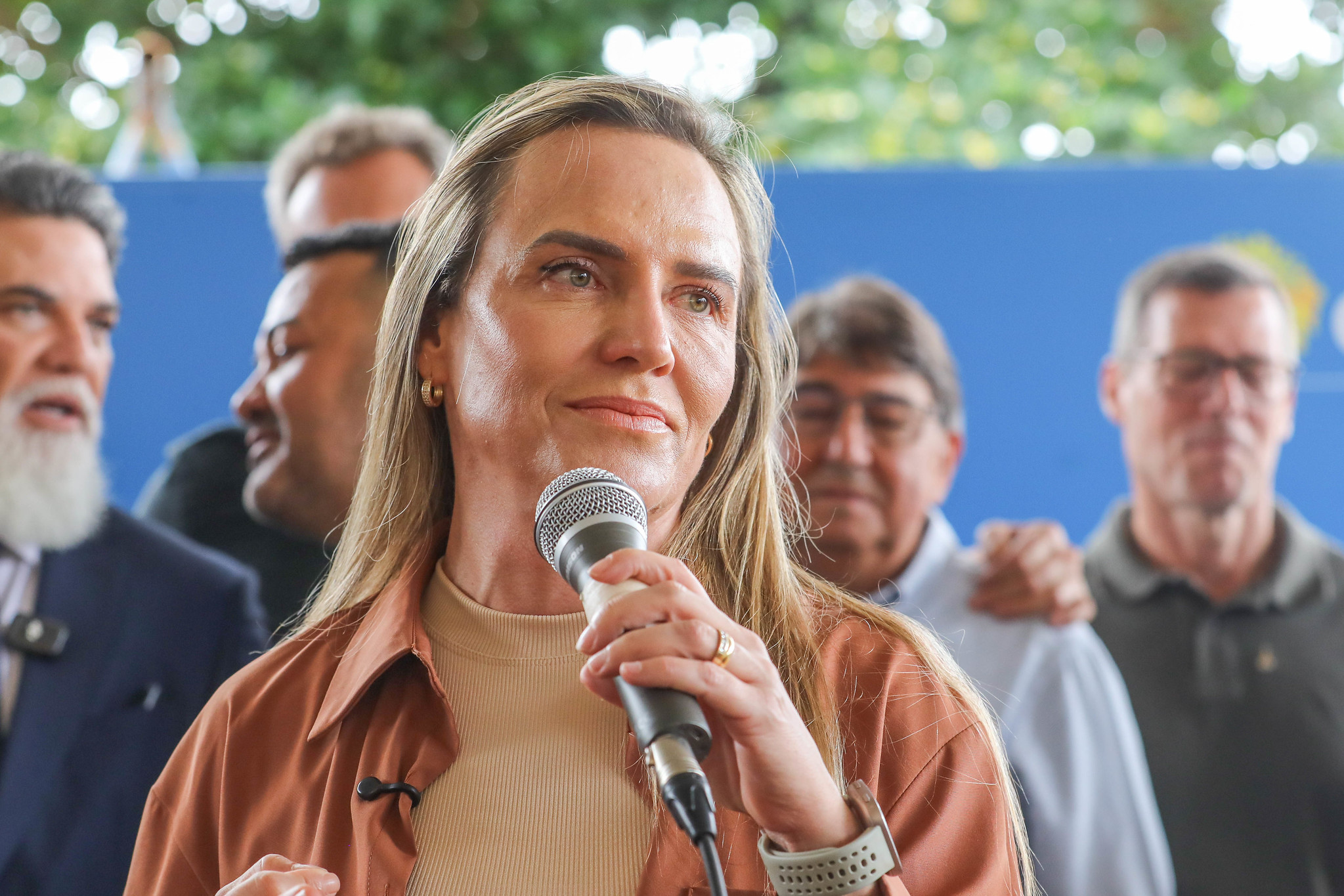 celina-entrega-novos-equipamentos-de-hemodialise-e-oftalmologia