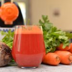 por-que-voce-deve-tomar-suco-de-beterraba-e-cenoura,-segundo-nutri
