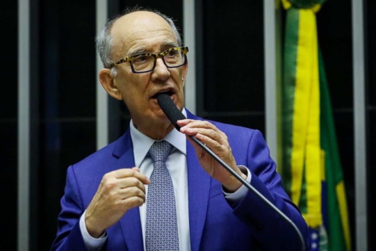 rui-falcao-pede-cassacao-de-deputado-que-associou-pt-ao-narcotrafico