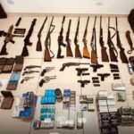 arsenal:-pm-acha-metralhadoras-e-12-mil-municoes-em-casa-no-interior
