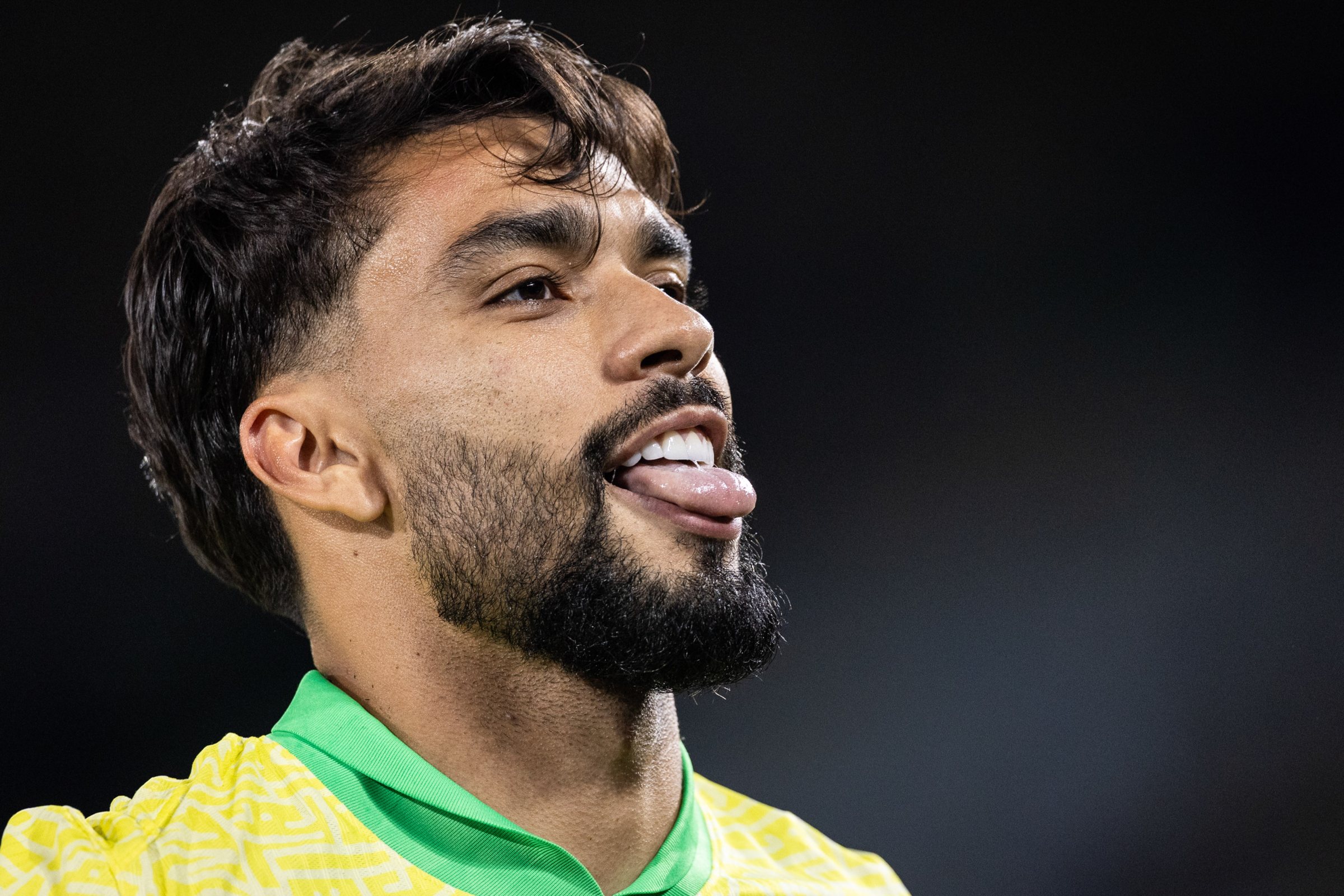 lucas-paqueta-ve-retorno-ao-flamengo-como-chance-de-disputar-titulos