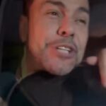 video-de-zeze-di-camargo-com-a-cabeca-presa-no-vidro-do-carro-viraliza