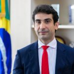 eua:-alem-de-galipolo,-veja-outros-chefes-monetarios-que-apoiam-powell