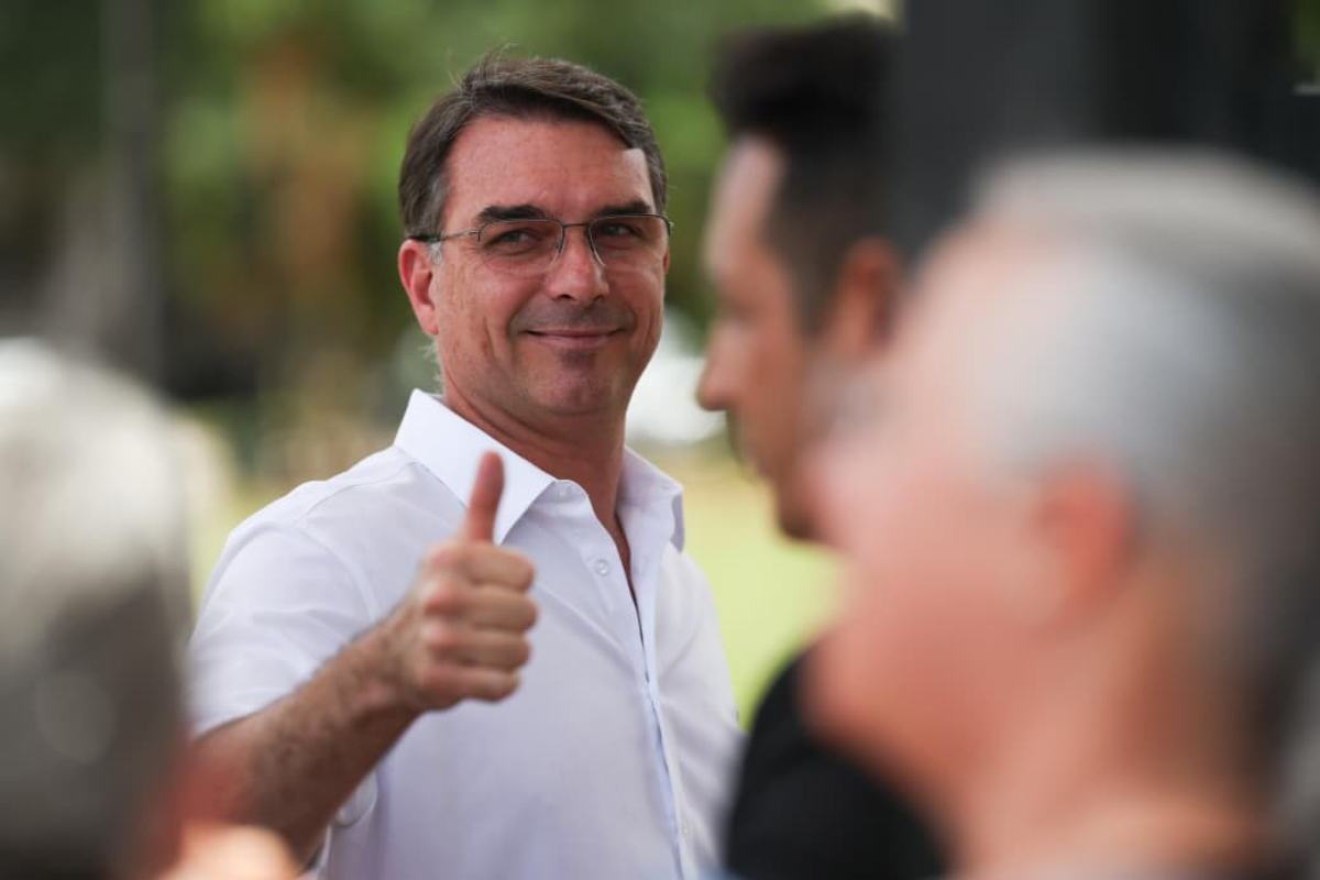 flavio-diz-que-nao-pediu-encontro-com-trump-ou-rubio-em-viagem-aos-eua