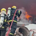 incendio-destroi-parte-de-fabrica-de-uniformes-em-sc.-veja-video