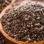 chia-no-verao:-como-a-semente-ajuda-na-hidratacao-e-no-controle-do-peso