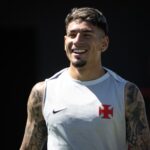 vasco:-novo-reforco,-saldivia-e-apresentado-e-cita-influencia-de-diniz