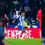 thiago-silva-estreia-pelo-porto-com-vitoria-em-classico