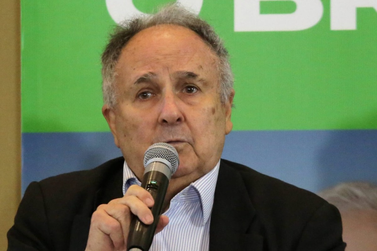 cristovam:-racha-pode-levar-cidadania-a-se-unir-a-extrema-direita