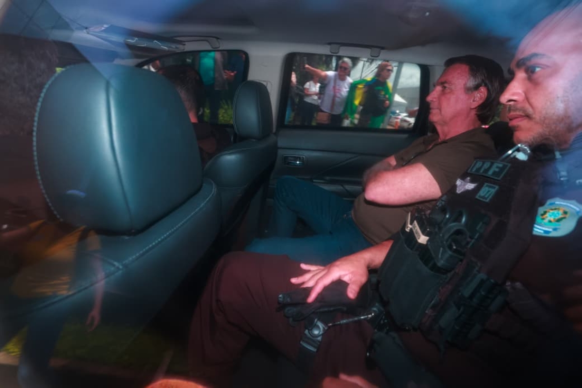 bolsonaro-ja-foi-transferido-e-passa-a-cumprir-pena-na-papudinha