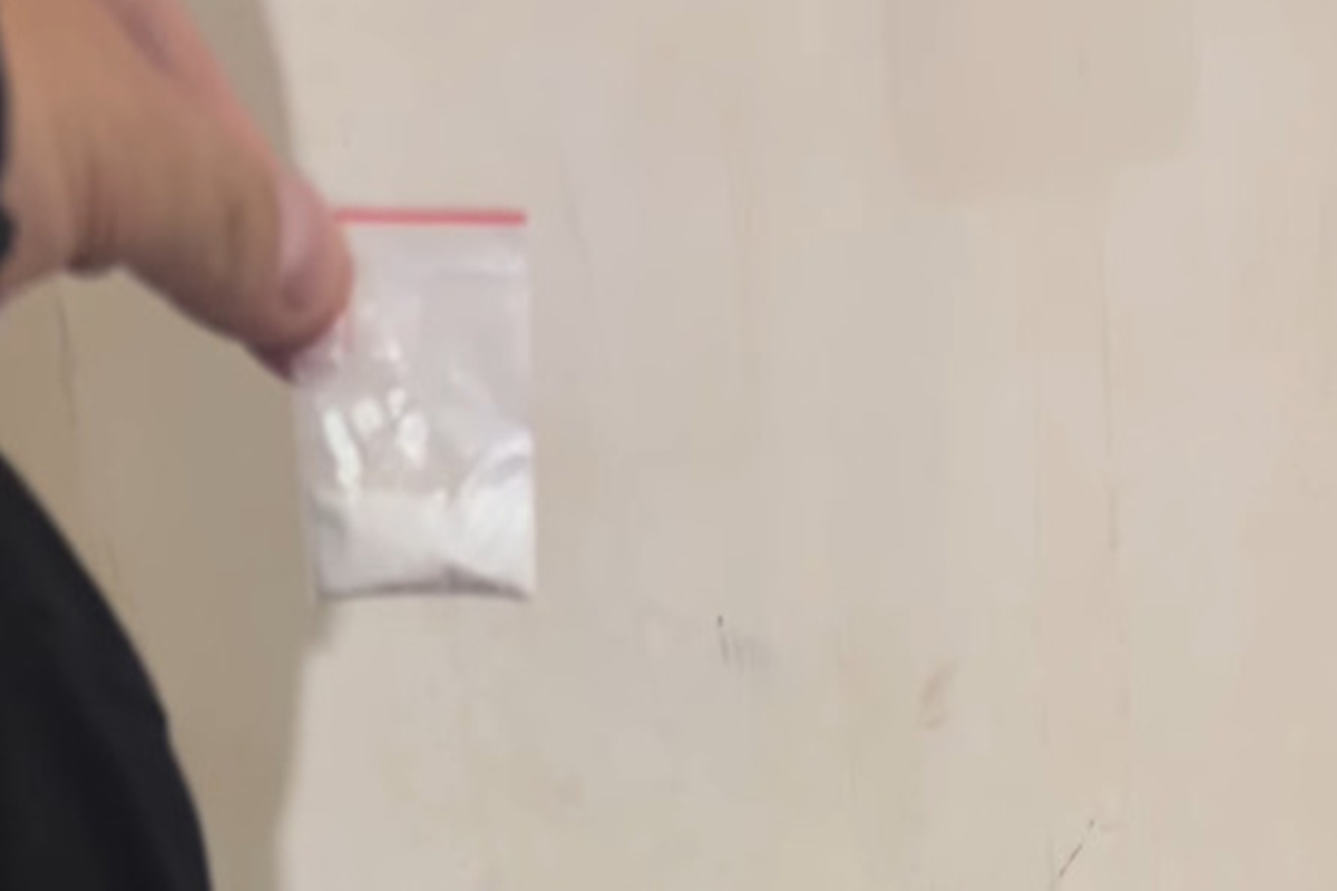 traficante-preso-com-po-nega-crime-e-diz-que-cocaina-e-“remedio”.-veja-video