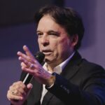 quem-e-o-bispo-que-prestara-auxilio-espiritual-a-bolsonaro-na-papudinha