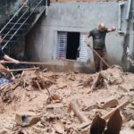 temporal-em-sp:-muro-desaba-e-casa-e-parcialmente-interditada