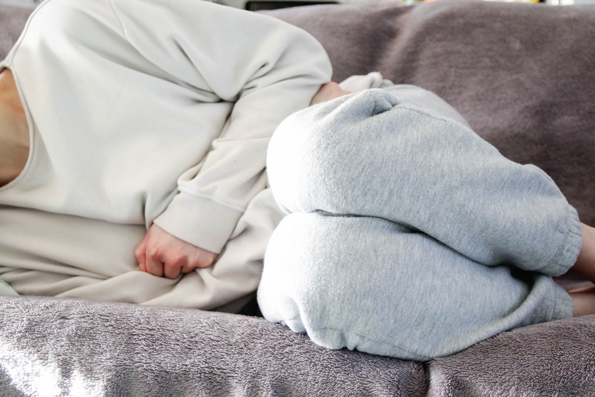 5-exercicios-que-acabam-com-a-colica-sem-precisar-tomar-remedio