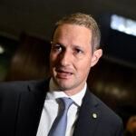 aliados-de-flavio-bolsonaro-consideram-derrite-para-a-vice-presidencia