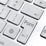 veja-o-que-mulheres-que-assistem-a-porno-mais-buscam-em-sites-adultos