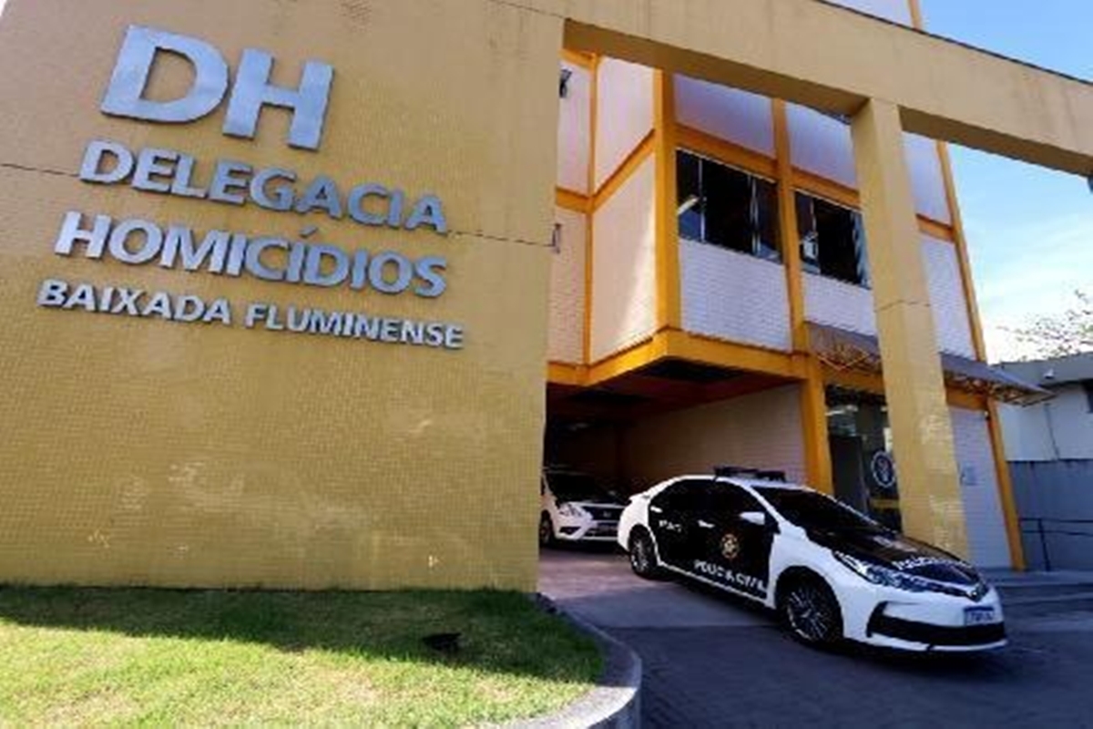 funcionario-e-preso-em-shopping-do-rj-apos-matar-namorada:-“desonrado”
