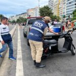 som-alto-e-prisao:-11-toneladas-de-produtos-apreendidos-na-orla-do-rio