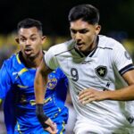 sampaio-correa-aproveita-jogador-expulso-do-botafogo-e-vence-de-virada