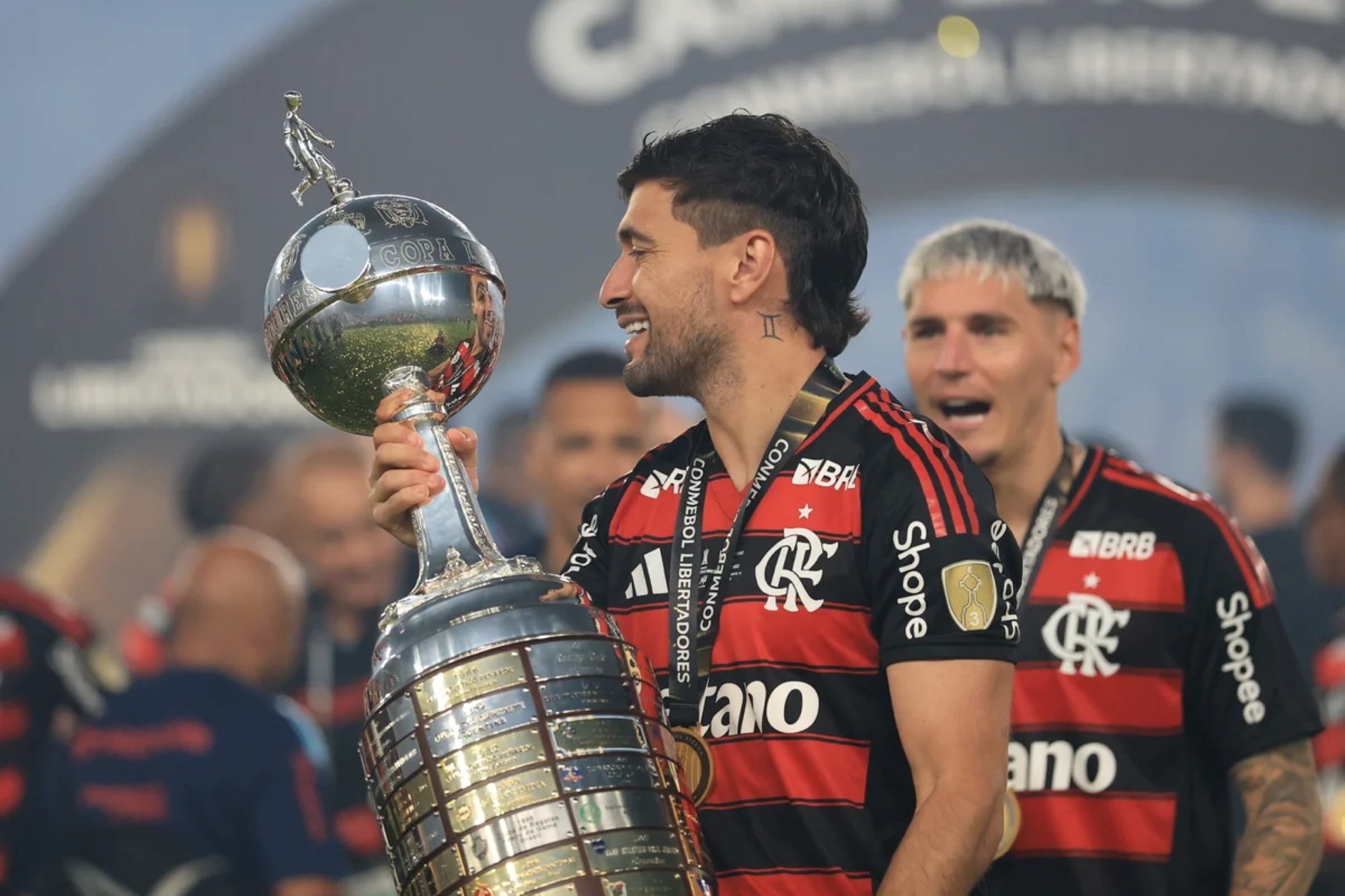 lesoes,-recuperacao-e-alto-rendimento:-os-bastidores-da-temporada-de-arrascaeta