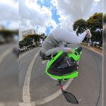 mulher-“voa”-em-moto-ao-ser-atingida-por-motorista-“barbeiro”-no-df.-veja-video
