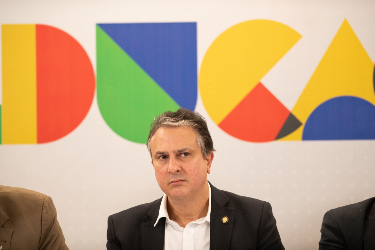 apesar-de-rumores,-camilo-santana-nega-candidatura-ao-governo-do-ceara