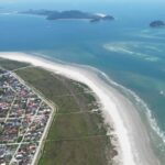 como-e-a-praia-do-parana-eleita-entre-as-melhores-do-mundo-em-ranking