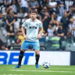 no-departamento-medico:-gremio-confirma-lesao-na-coxa-de-kannemann