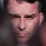 em-pre-campanha,-flavio-bolsonaro-vai-a-israel-bancado-pelo-senado
